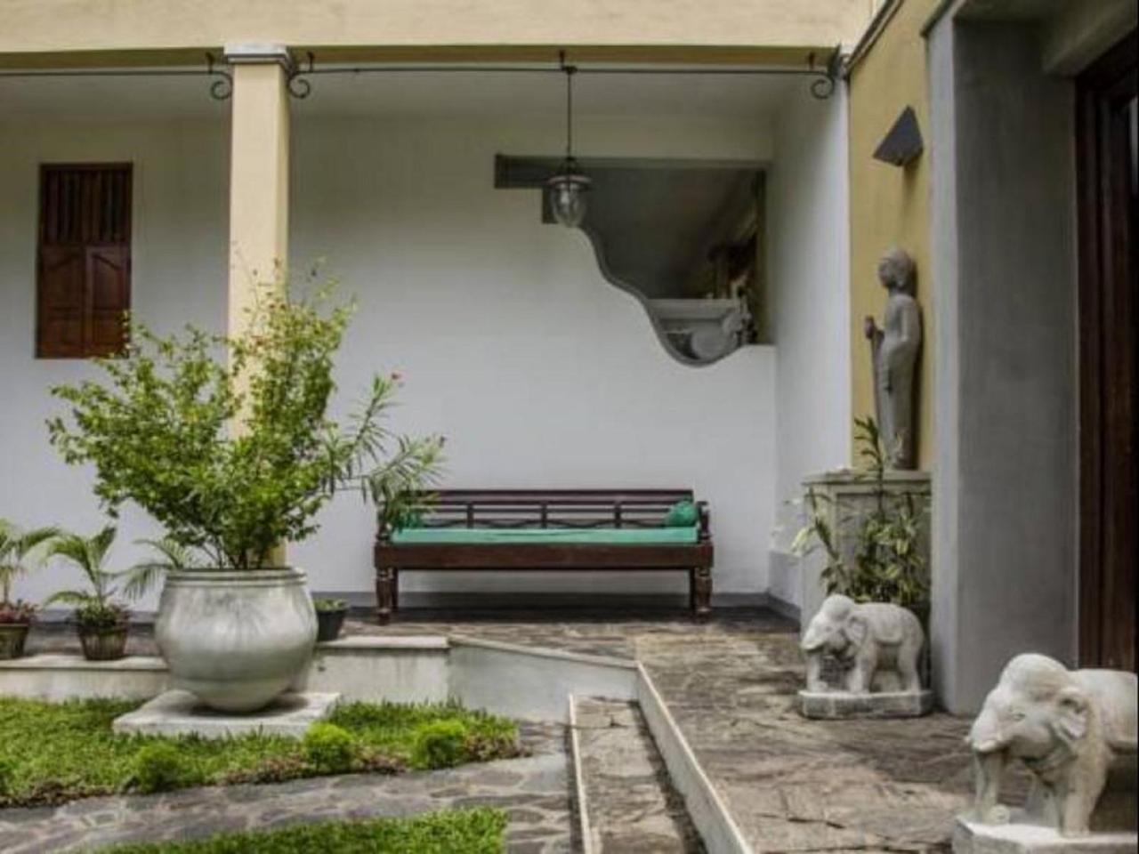 Villa Tara Hikkaduwa Exterior photo